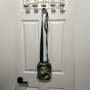 Lululemon adjustable cross body bag